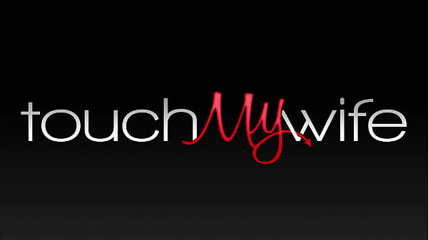 My Hot Wife & I Show The Benefits of Being Our New Roommate – River Lynn – TouchMyWife